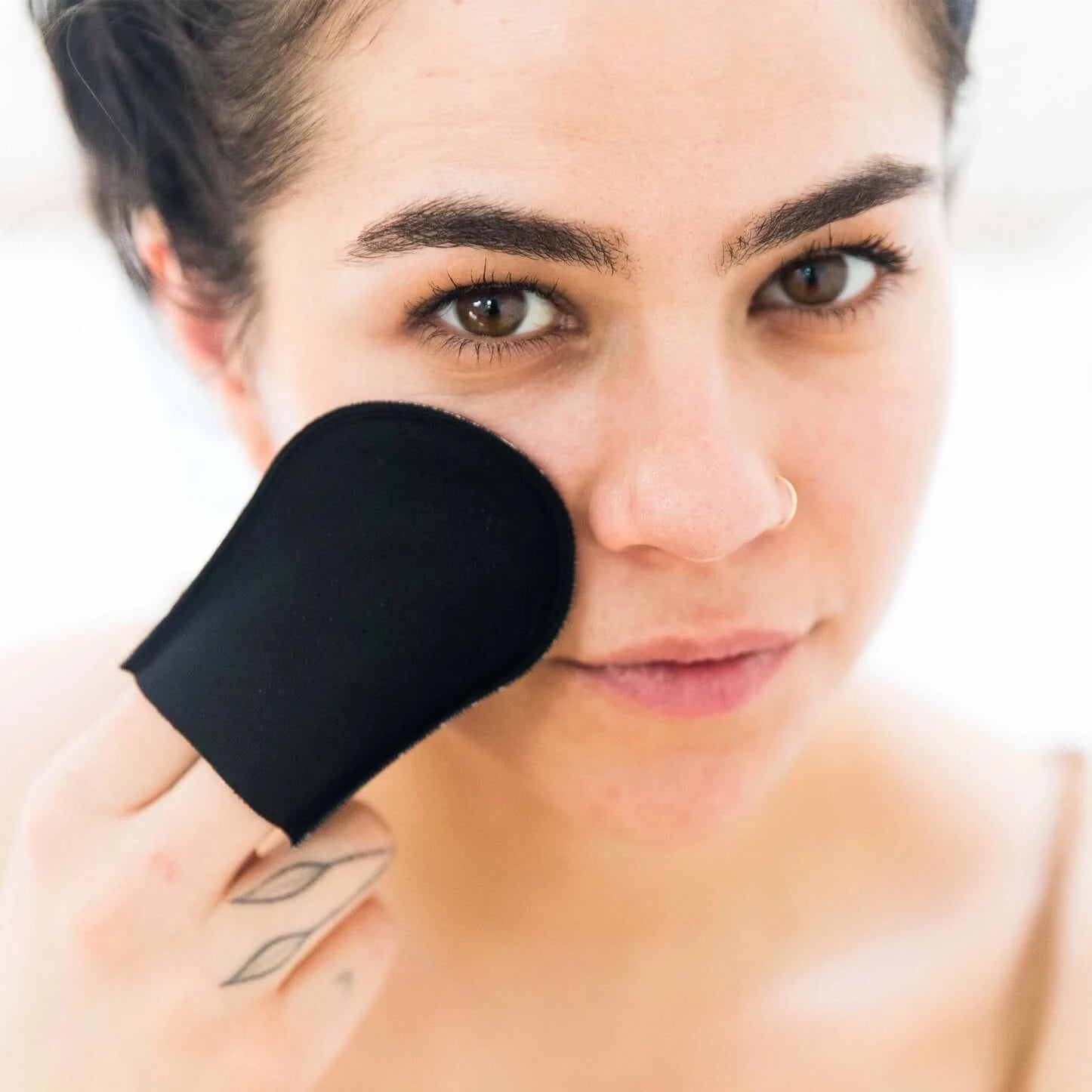 Self Tanner Body & Face Applicator & Exfoliating Glove