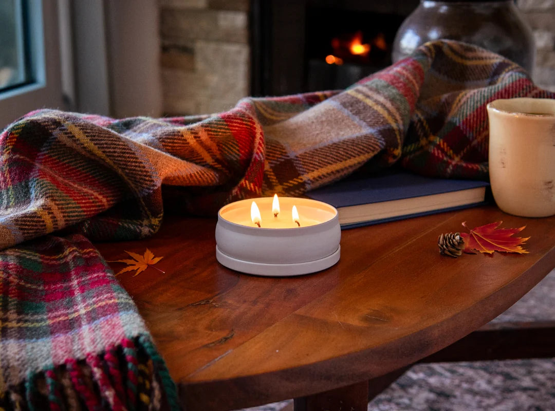 3 Wick Candle - Flannel & Leaves